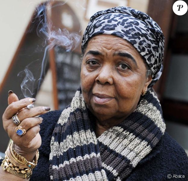Cesaria Evora, la diva du Cap-Vert, met fin à sa carrière pour raisons
