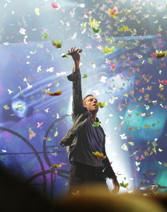 Chris Martin de Coldplay à Glastonbury en juin 2011