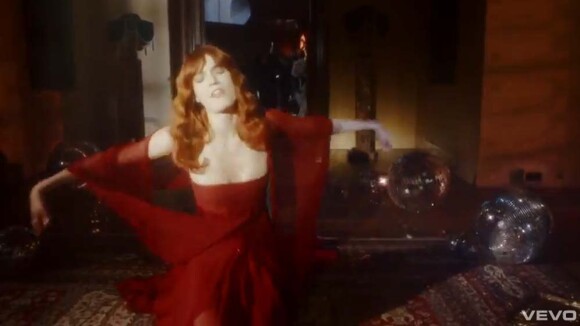 Florence and the Machine : De Chanel au clip Shake it out, place à l'envoûtement