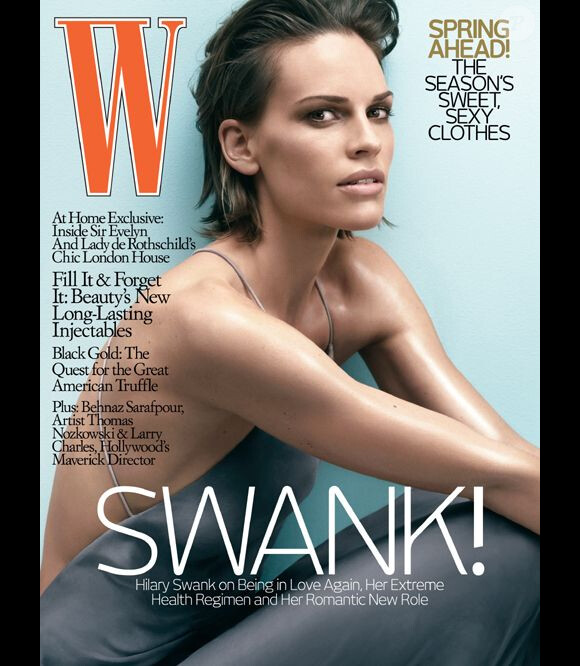Aussi sublime en réalité que sur papier glacé, Hilary Swank pose en couverture de W de janvier 2008.