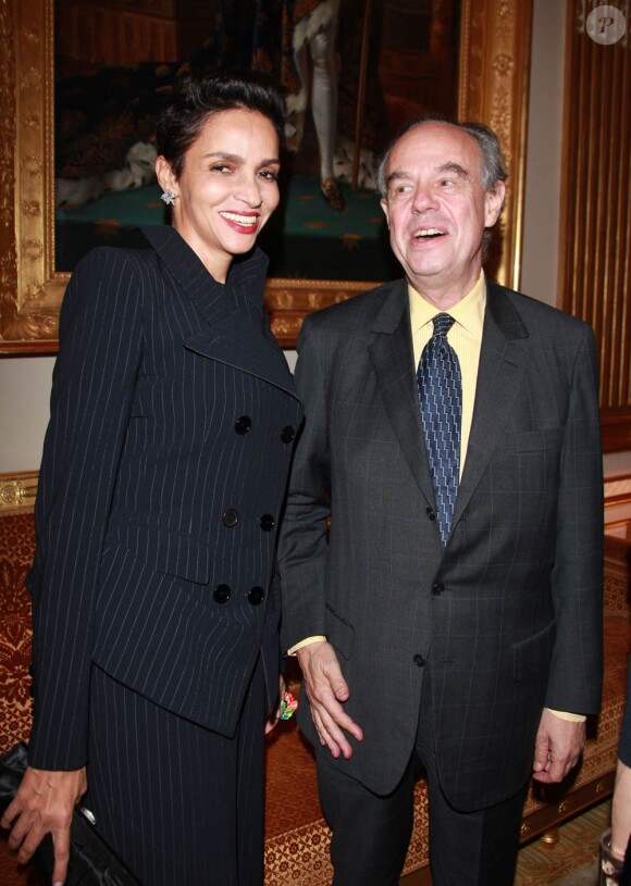 Farida Khelfa et Frédéric Mitterrand lors du dîner organisé par l'ANDAM, le 5 octobre 2011.