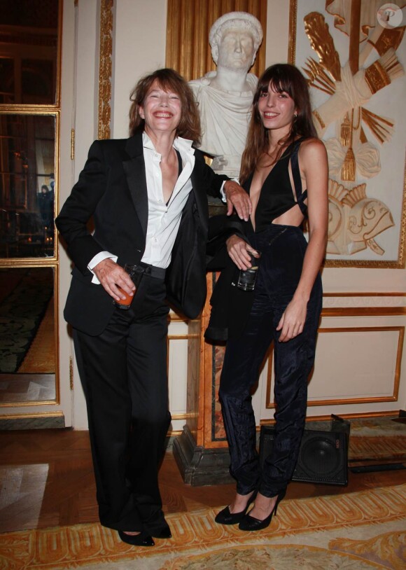 Lou Doillon et Jane Birkin lors du dîner organisé par l'ANDAM, le 5 octobre 2011.