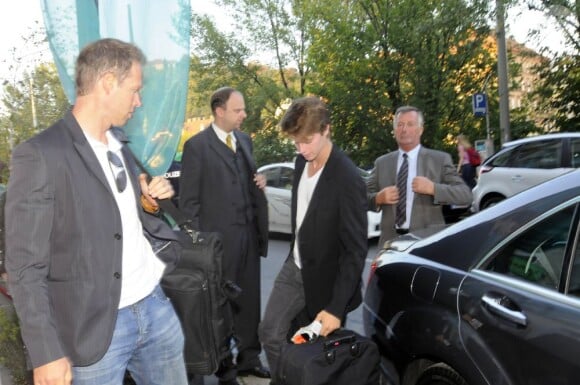 Patrick Schwarzenegger arrive à Thal, en Autriche, pour découvrir le musée consacré à son père Arnold, le 6 octobre 2011