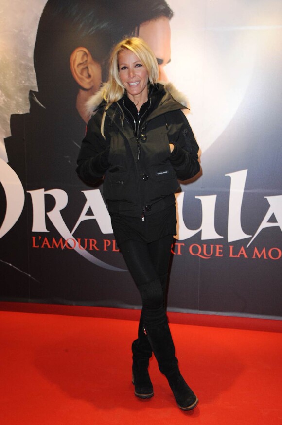 Ophélie Winter lors de la première people de Dracula, l'Amour plus fort que la Mort ! 11 octobre 2011