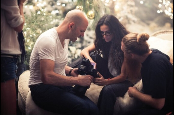 Demi Moore pendant la séance photos pour Ann Taylor avec le photographe Norman Jean Roy. 