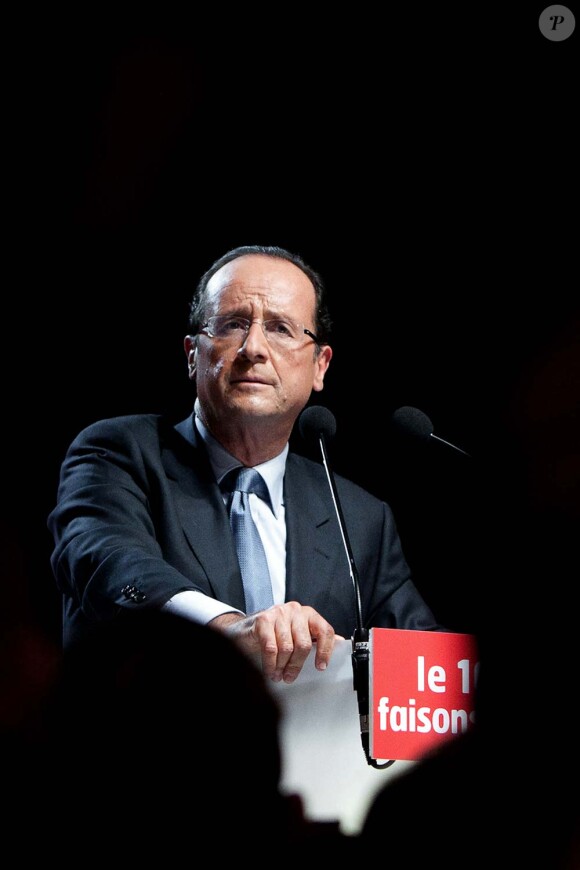 François Hollande, dernier meeting à Paris, avant sa victoire, le 13 octobre 2011.