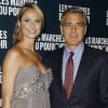 George Clooney présente, à Paris, son film Les Marches du pouvoir. Il est accompagné de sa bien-aimée Stacy Keibler. Le 18 octobre 2011