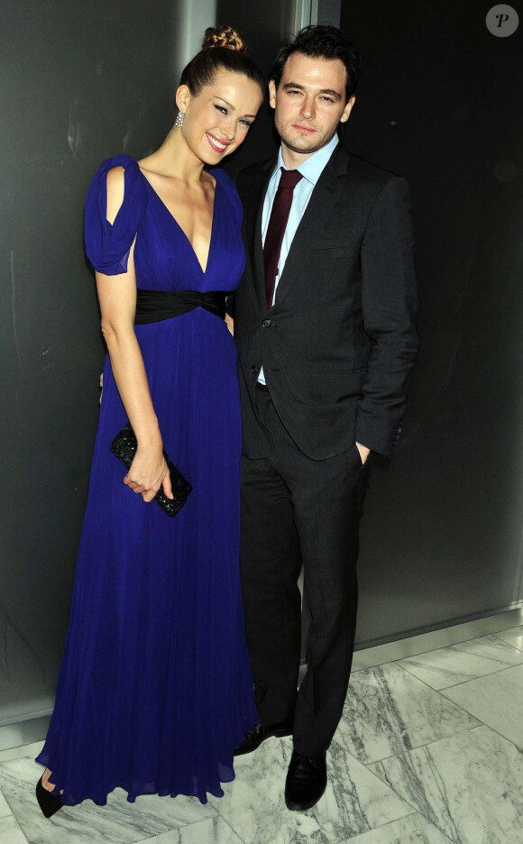 Petra Nemcova et son fiancé au gala de la Fondation Somaly Mam, à New York, le 20 octobre 2011.
