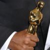 Forest Whitaker et son Oscar, le 25 février 2077 à Los Angeles.