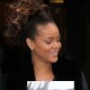 Rihanna sort de son hôtel et se rend à Bercy afin de donner un concert le 20 octobre 2011
 