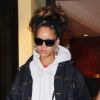 Rihanna sort de son hôtel parisien le 19 octobre 2011 pour se rendre à Lyon où elle donne un concert le soir même