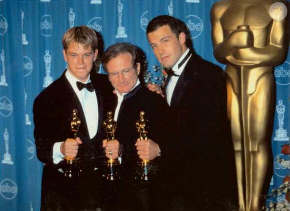 Matt Damon, Robin Williams et Ben Affleck aux Oscars le 24 mars 1998.