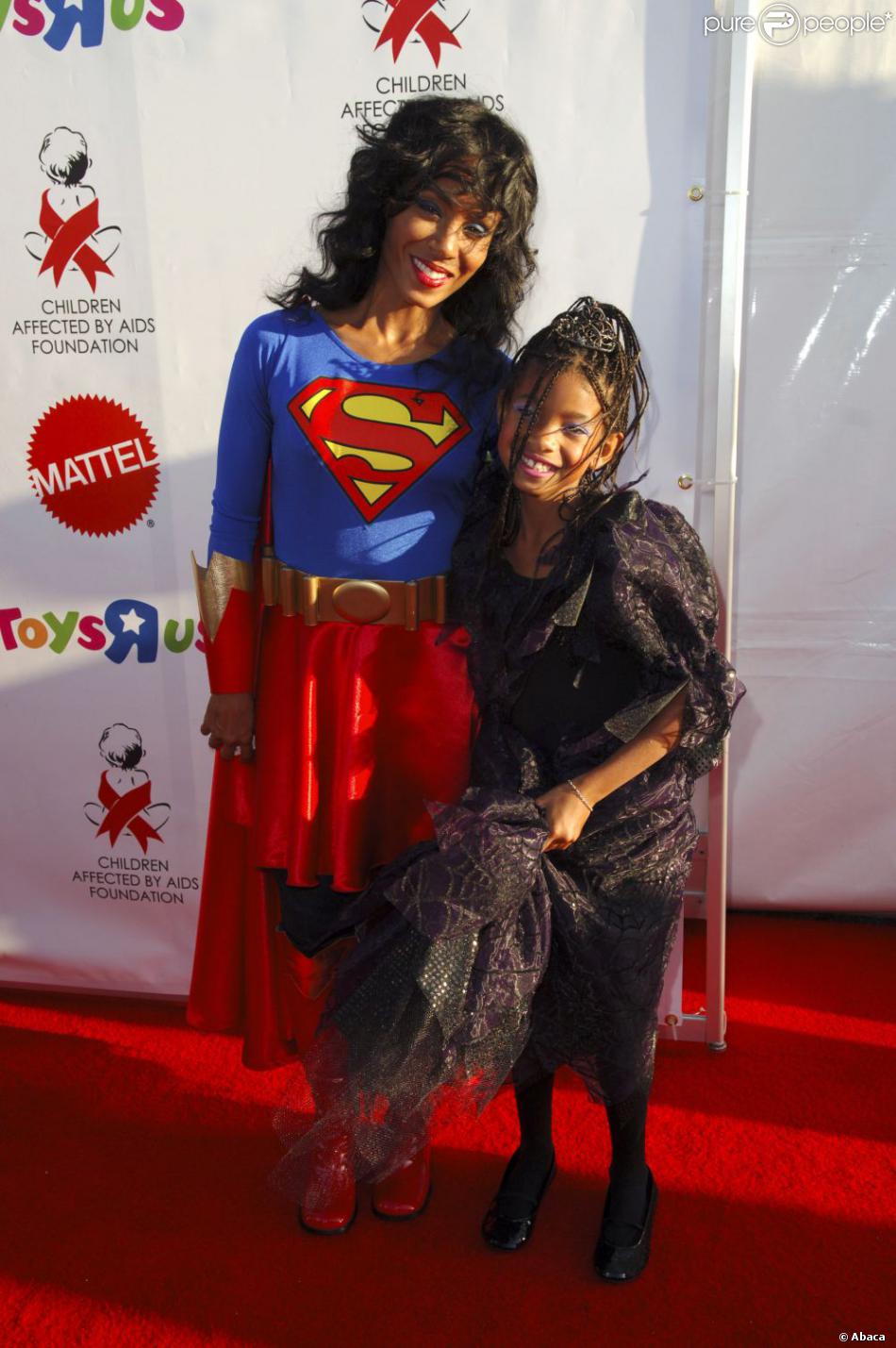 Jada Pinkett-Smith et la petite Willow Smith en mode sorcière pour Halloween en 2009 