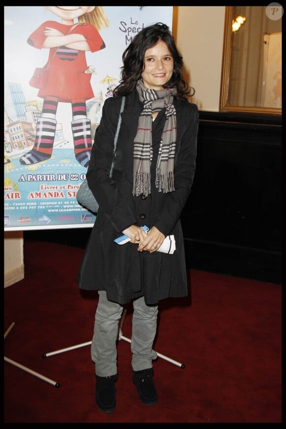 Salomé Lelouch à la générale du spectacle Lili Lampion d'Amanda Sthers et Sinclair, le 6 novembre 2011 au Théâtre de Paris.