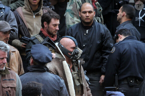 Tom Hardy sur le tournage de Dark Knight Rises le 6 novembre à New York.