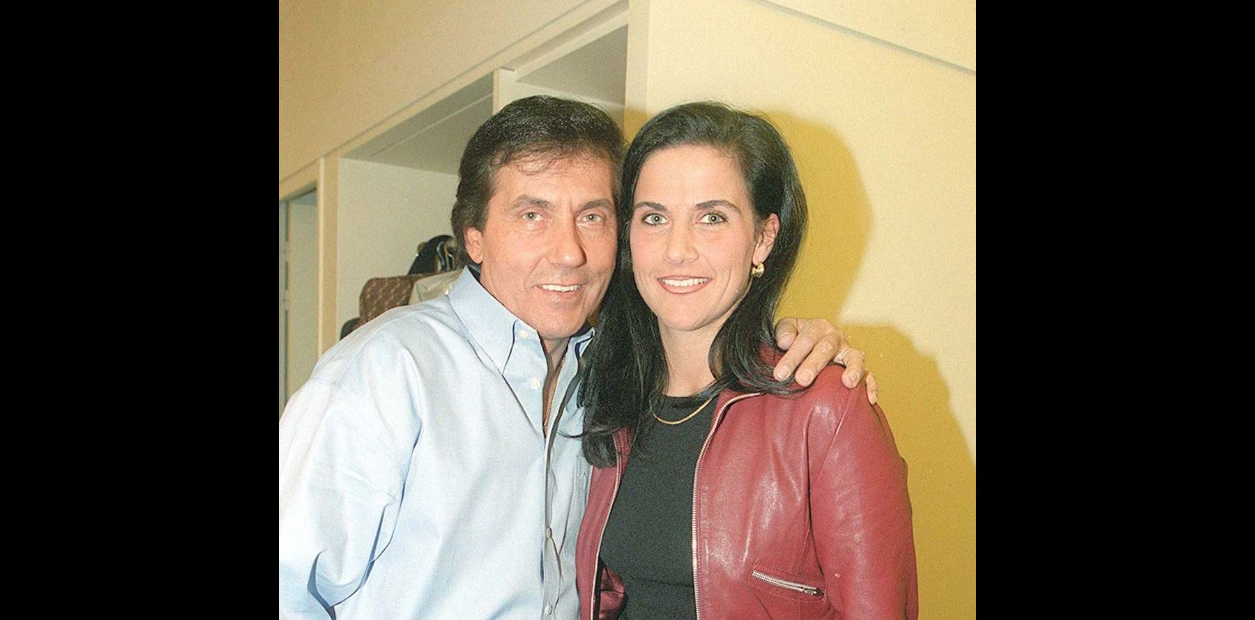 Frank Michael Et Sa Nouvelle Compagne Frank Michael : 'Avec ma fille, on nous prend pour des frère et soeur' -  Purepeople