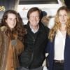 Hubert Auriol en compagnie de ses filles Jenna et Leslie à l'avant-première de Rhum Express, le mardi 8 novembre 2011, à Paris.