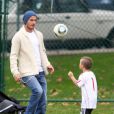 David Beckham et son fils Cruz s'entraînent le 12 novembre 2011 à Los Angeles