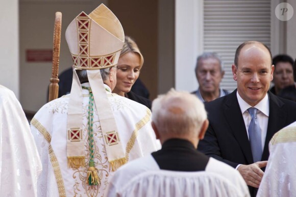 Albert et Charlene de Monaco lors du centenaire de la paroisse Saint-Martin, à Monaco, le 13 novembre 2011.