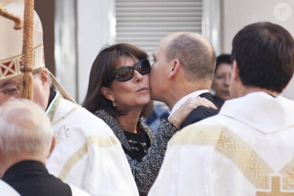 Albert et Caroline de Monaco lors du centenaire de la paroisse Saint-Martin, à Monaco, le 13 novembre 2011.
