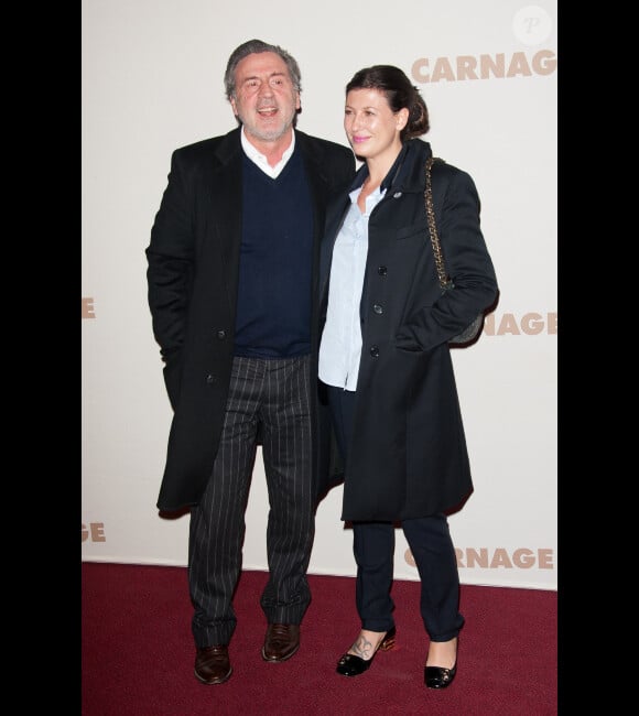 Daniel Auteuil accompagné de sa femme Aude Ambroggi, à l'avant-première de Carnage, le 20 novembre 2011 à Paris.