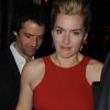 Kate Winslet et son amoureux Ned Abel Smith sortent du restaurant L'Avenue, à Paris le 20 novembre.