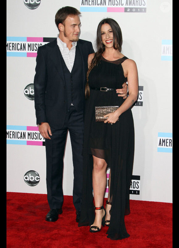 Alanis Morissette et Mario Treadway le 20 novembre 2011 à Los Angeles pour les American Music Awards