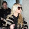 Jessica Simpson à l'aéroport LAX de Los Angeles, le mardi 22 novembre 2011