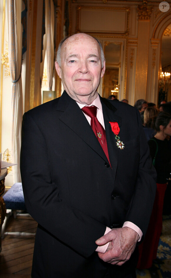 François Lesage épinglé dans l'ordre national de la légion d'honneur le 24 janvier 2007