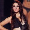 Delphine Wespiser, en maillot de bain deux pièces, lors de l'élection de Miss France 2012, le samedi 3 décembre 2011.