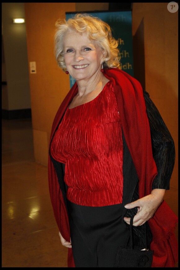 Marie-Christine Barrault lors de la soirée annuelle de la FIDH, le 5 décembre 2011, au Théâtre National de Chaillot.