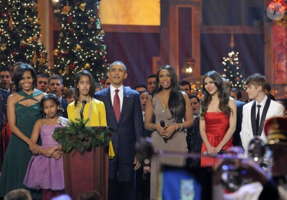 La famille Obama, Jennifer Hudson, Victoria Justice et Justin Bieber célèbrent Christmas in Washington, le 11 décembre 2011.