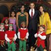La famille Obama et les petits lutins à Washington, le 11 décembre 2011.