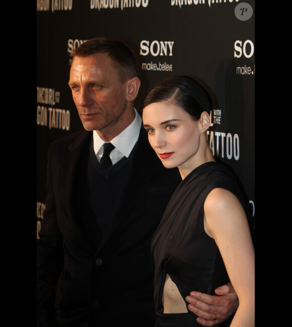 Daniel Craig, Rooney Mara présentent Millénium : Les hommes qui n'aimaient pas les femmes à Stockholm, en Suède, le 13 décembre 2011.
