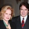 Sylvie Vartan honorée par la République, au ministère de la Culture, le 14 décembre 2011. Ici avec son mari Tony Scotti. 