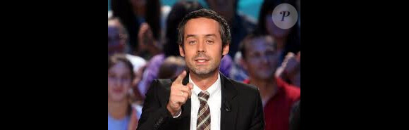 Yann Barthès dans Le Petit Journal.