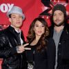 Les trois finalistes Chris Rene, Melanie Amaro et Josh Krajcik lors de la conférence de presse de X Factor dans les studios CBS à Los Angeles le 19 décembre 2011
