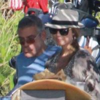 George Clooney et sa chérie Stacy sous le soleil, avec Cindy Crawford en famille