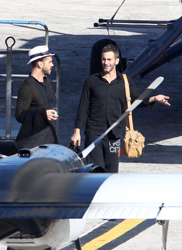 Marc Jacobs et son ex compagnon Lorenzo Martone débarque à Saint Barthélémy le 26 décembre 2011.