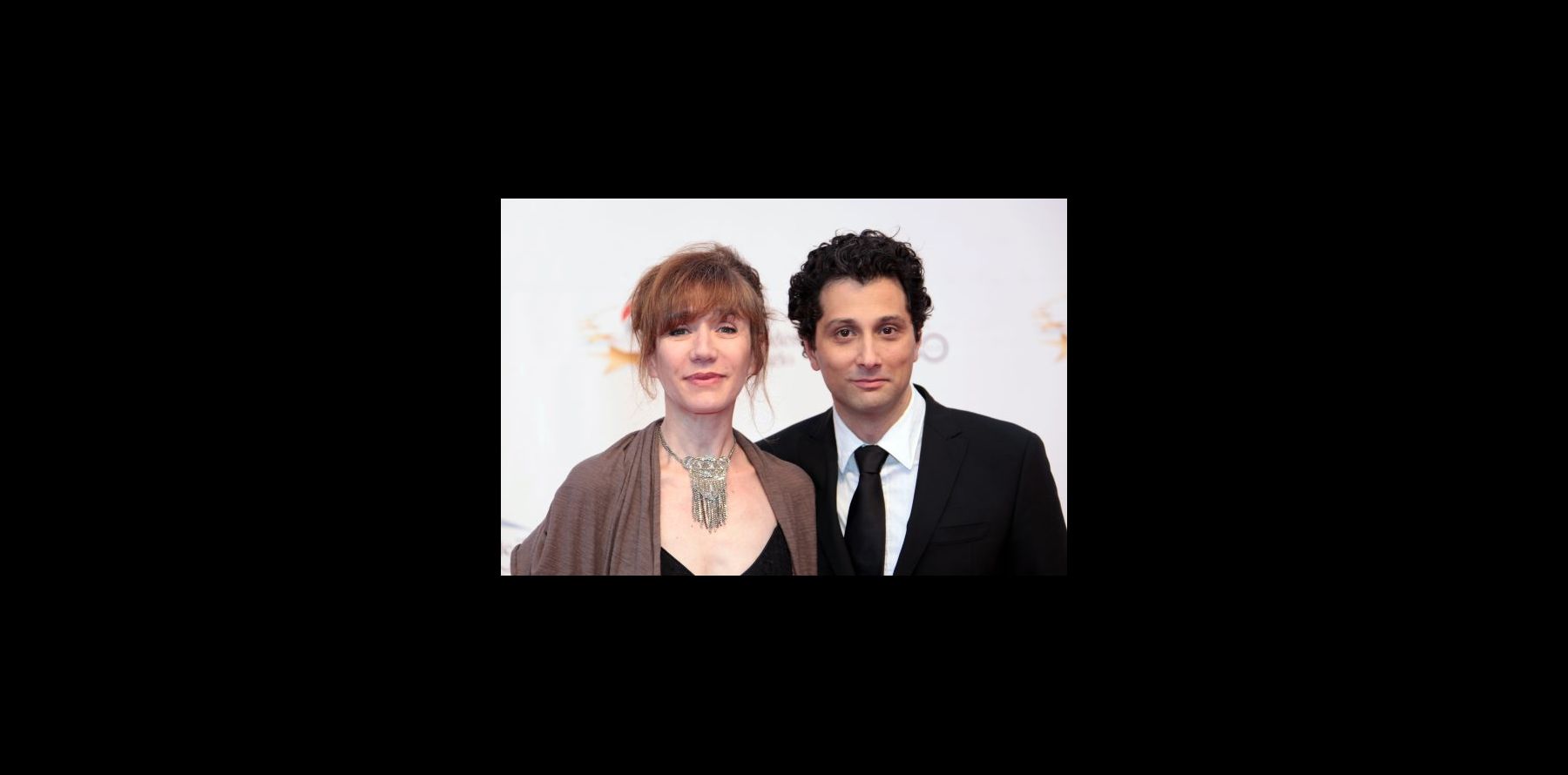 Virginie Lemoine Et Son Nouveau Compagnon Virginie Lemoine : Son amoureux Darius Kehtari débarque dans 'Famille  d'accueil' - Purepeople