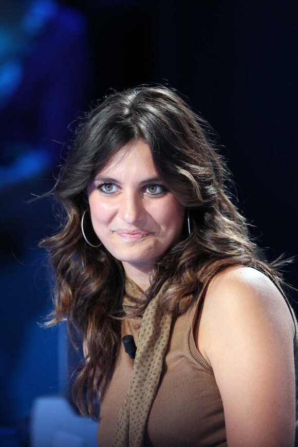 Laetitia Milot lors de l'enregistrement de  l'émission Vendredi sur un plateau !, le 17 novembre  2011, sur France 3.