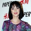 La robe Matthew Williamson For H&M de Katy Perry est un fashion fail. New York, le 9 avril 2009.