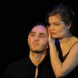 Sarah Biasini et Thomas Cousseau jouant la pièce Lettre d'une inconnue au théâtre des Mathurins le 9 janvier 2012 à Paris