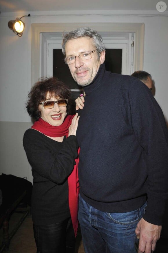 Judith Magre et Lambert Wilson après la générale de la pièce Rose, à La Pépinière Théâtre, le 10 janvier 2012.