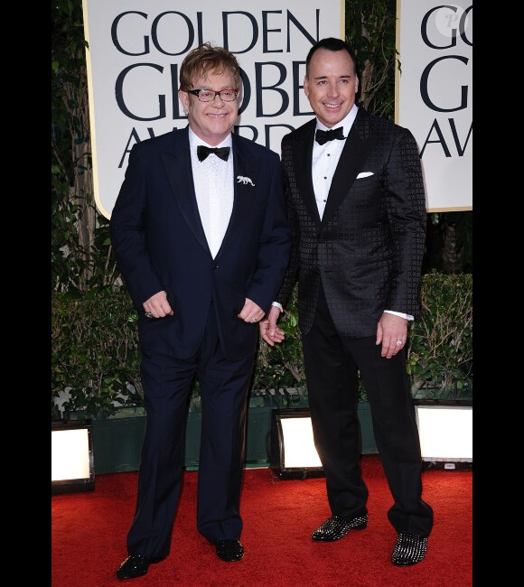 Elton John et David Furnish aux Golden Globes, le 15 janvier 2012 à Los Angeles.