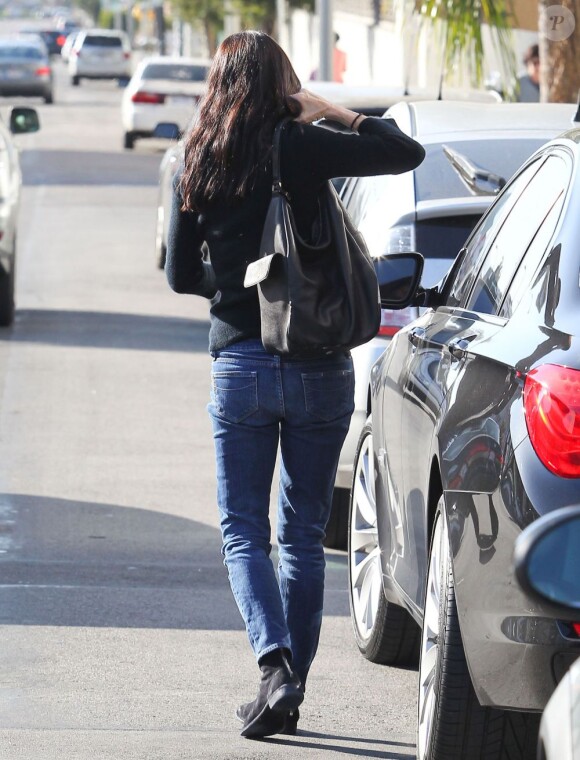 Courteney Cox en pleine séance shopping dans les rues de Los Angeles. Le 17 janvier 2012