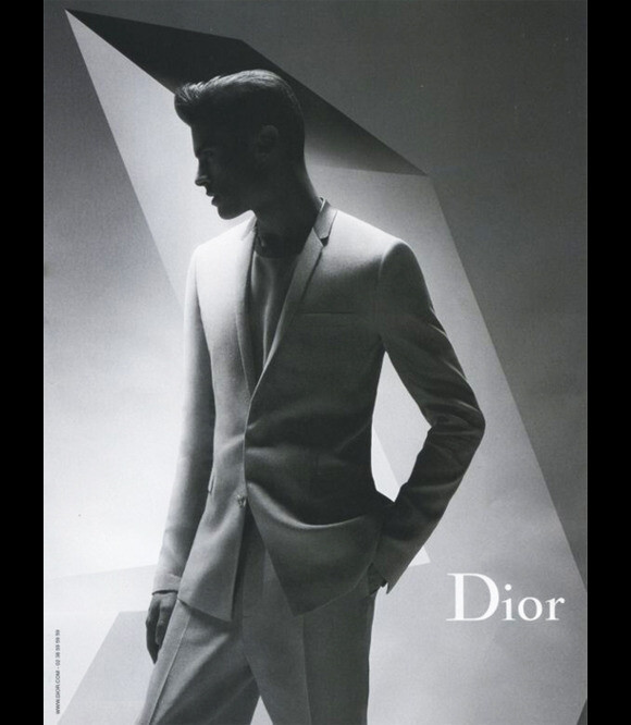 Baptiste Giabiconi, photographié par Karl Lagerfeld pour Dior Homme printemps-été 2012.