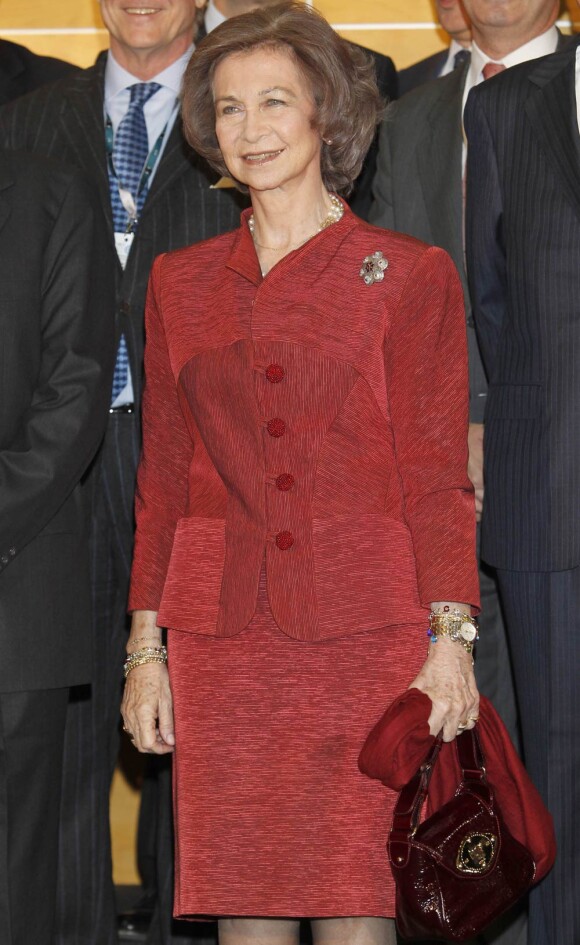Le roi Juan Carlos Ier et la reine Sofia d'Espagne présidaient à la clôture du 6e Forum d'Exceltur, à Madrid, le 17 janvier 2012.