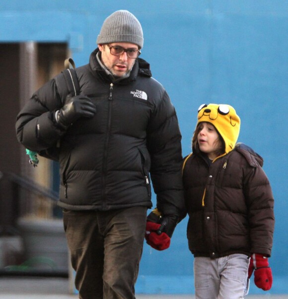 Matthew Broderick escorte son fils James Wilkie à l'école. New York, le 19 février 2012.