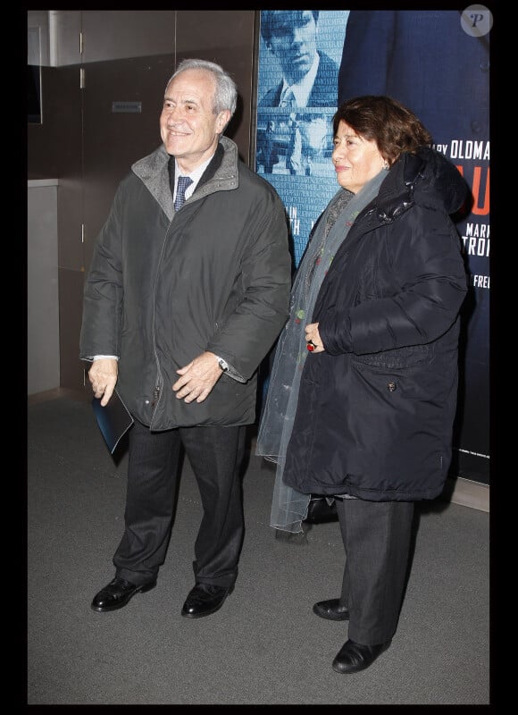 Jean Tiberi et sa femme Xavière lors de la première de La Taupe à l'UGC Normandie à Paris le 20 janvier 2012
 